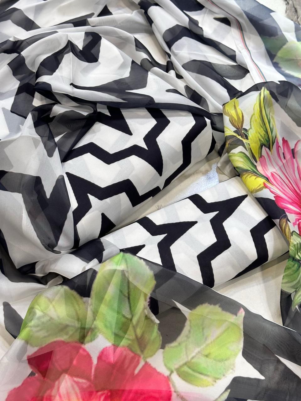 3 PC - SWISS LAWN DIGITAL PRINTED - AR08